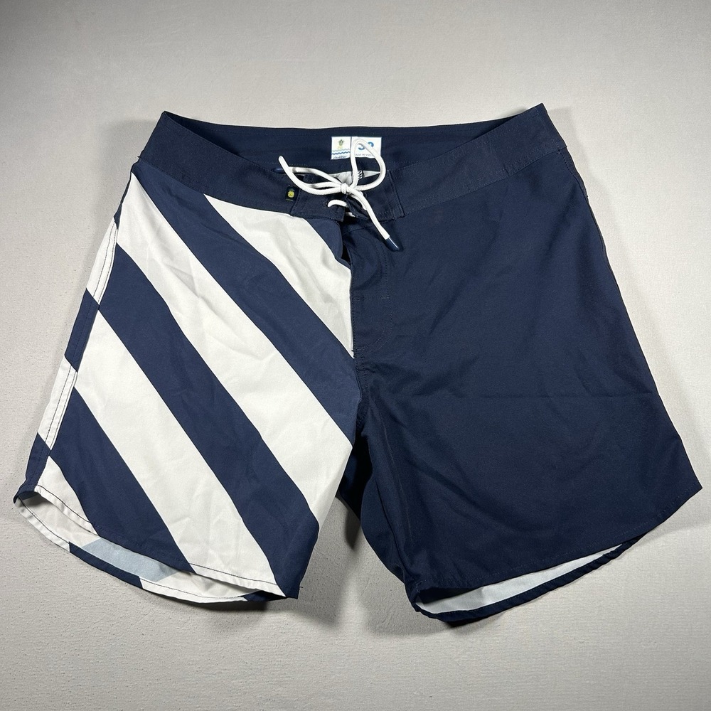 Mens Chubbies Patriotic Board Shorts Size 32 USA Flag Stripe Swim Trunks